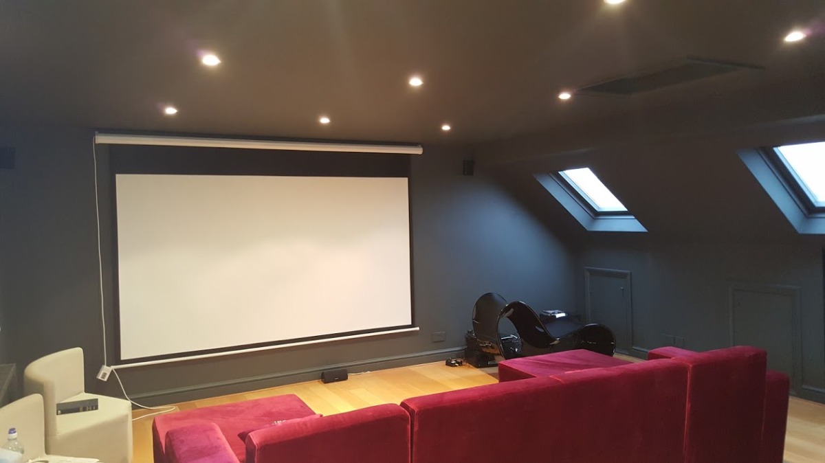 Painter and Decorator: Image 4